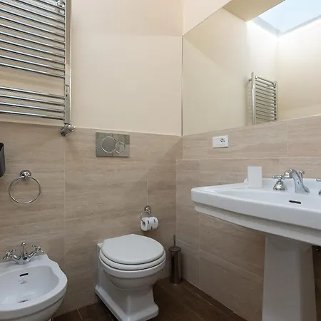 Spa Apartment Via Barberini Rome Exterior photo