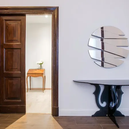 Spa Apartment Via Barberini Rome Exterior photo
