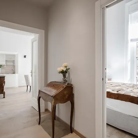 Spa Apartment Via Barberini Rome Exterior photo